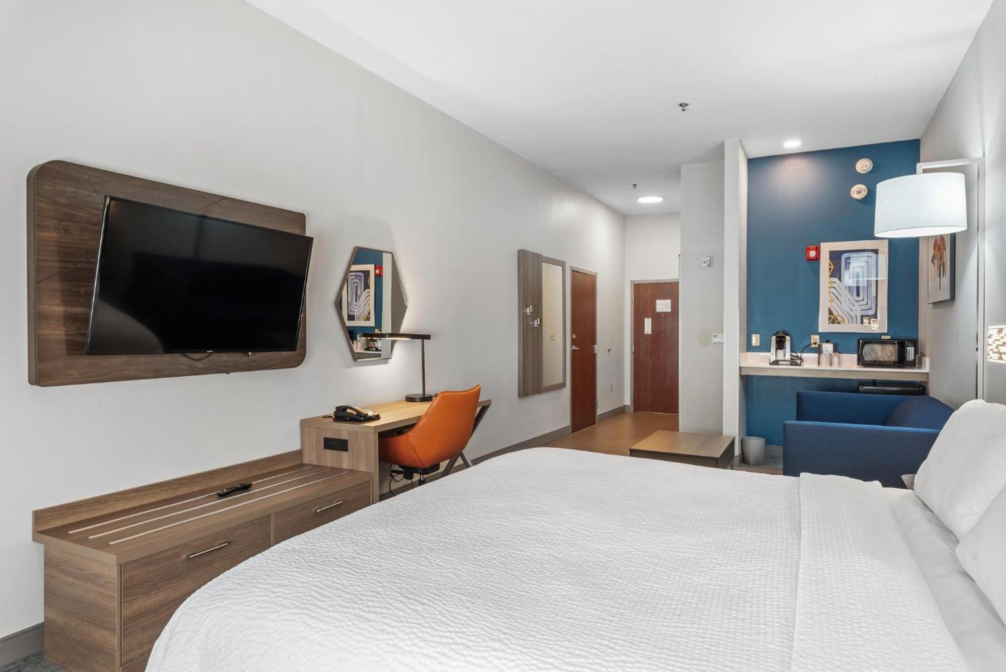 Holiday Inn Express & Suites Maumelle By Ihg Exterior photo